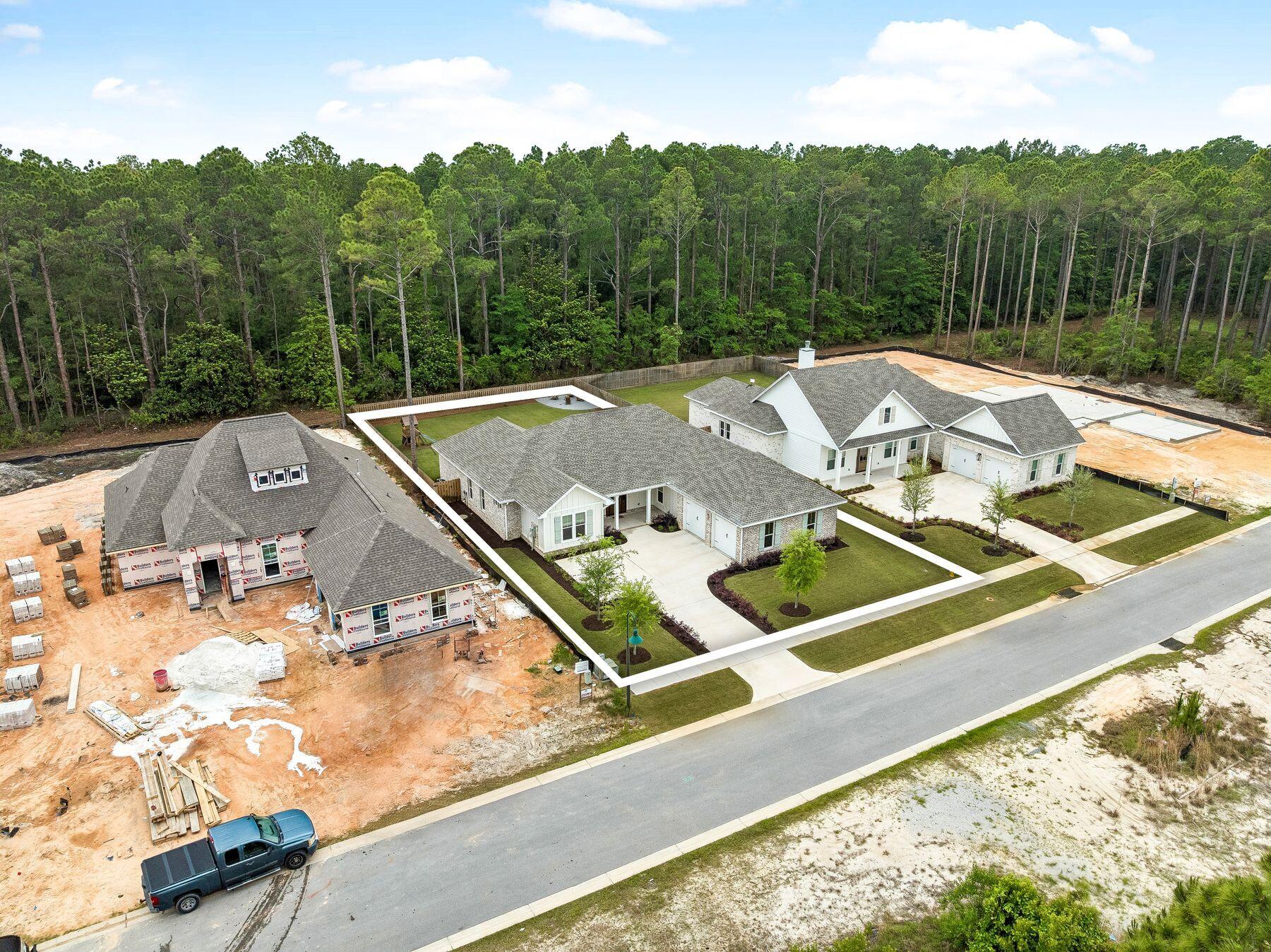 39 W Captain Fritz Way