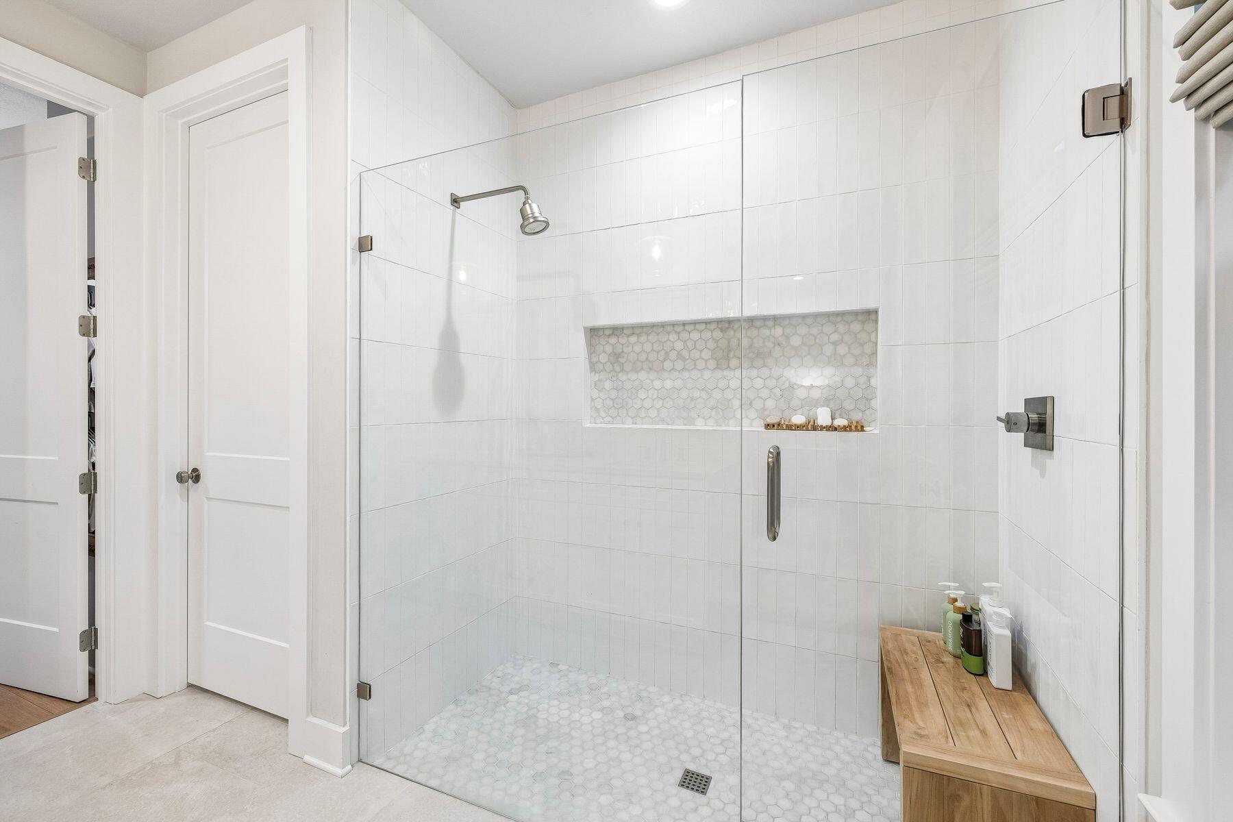 39 W Captain Fritz Way