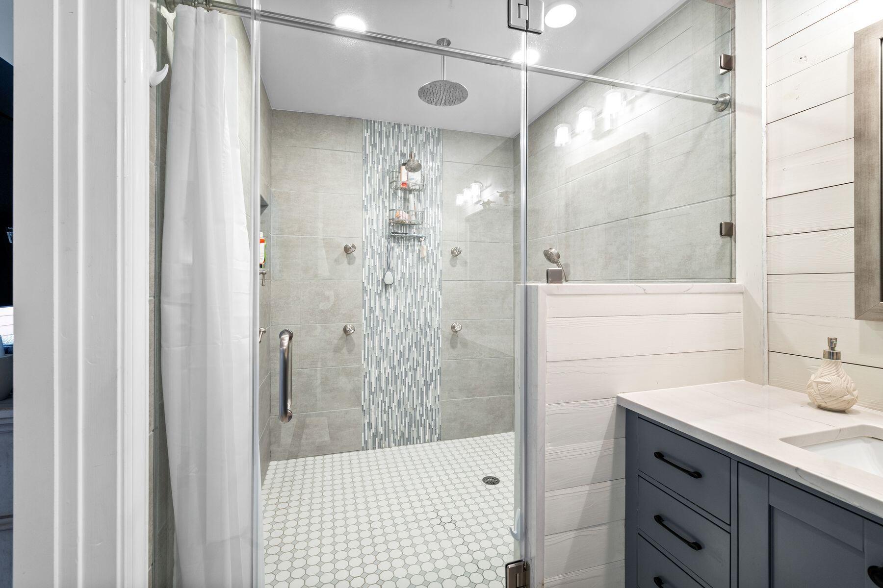 1653 W Co Highway 30-A UNIT 3114