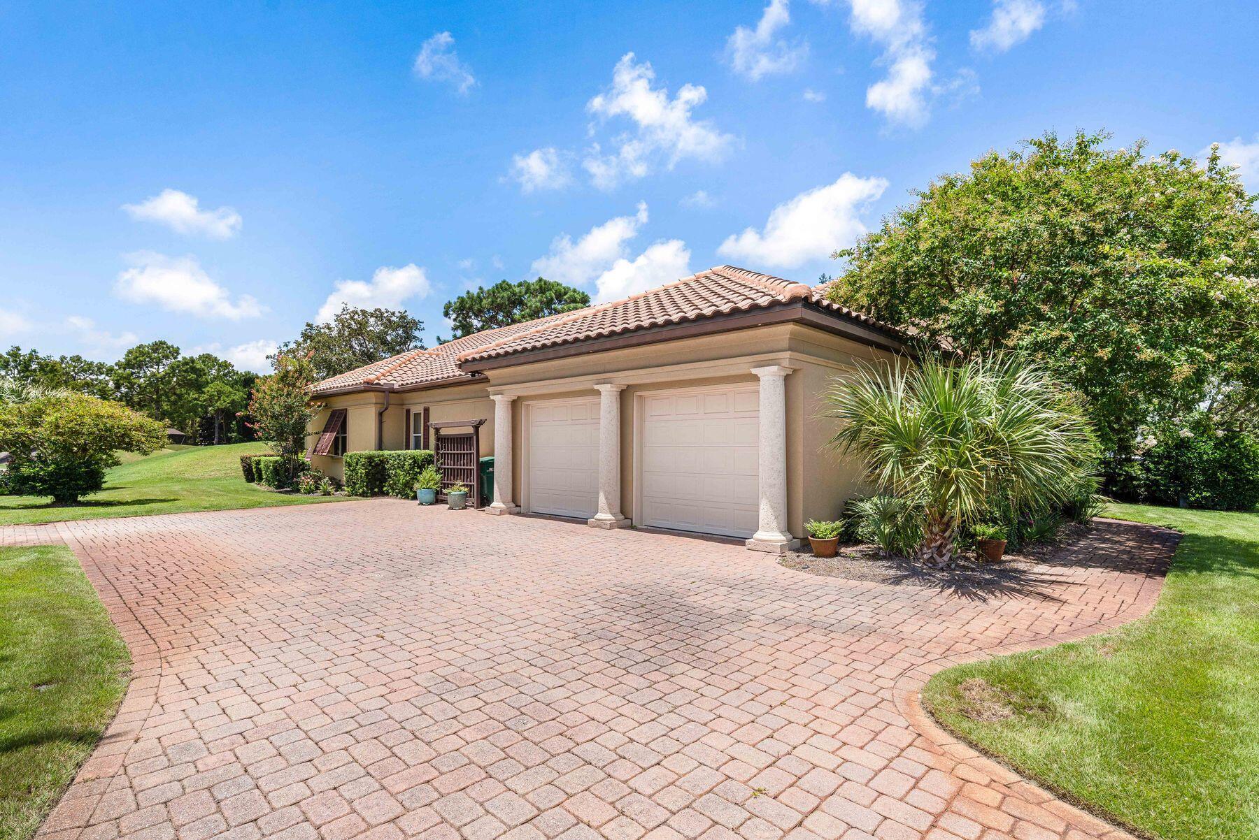 25 Garnet Place