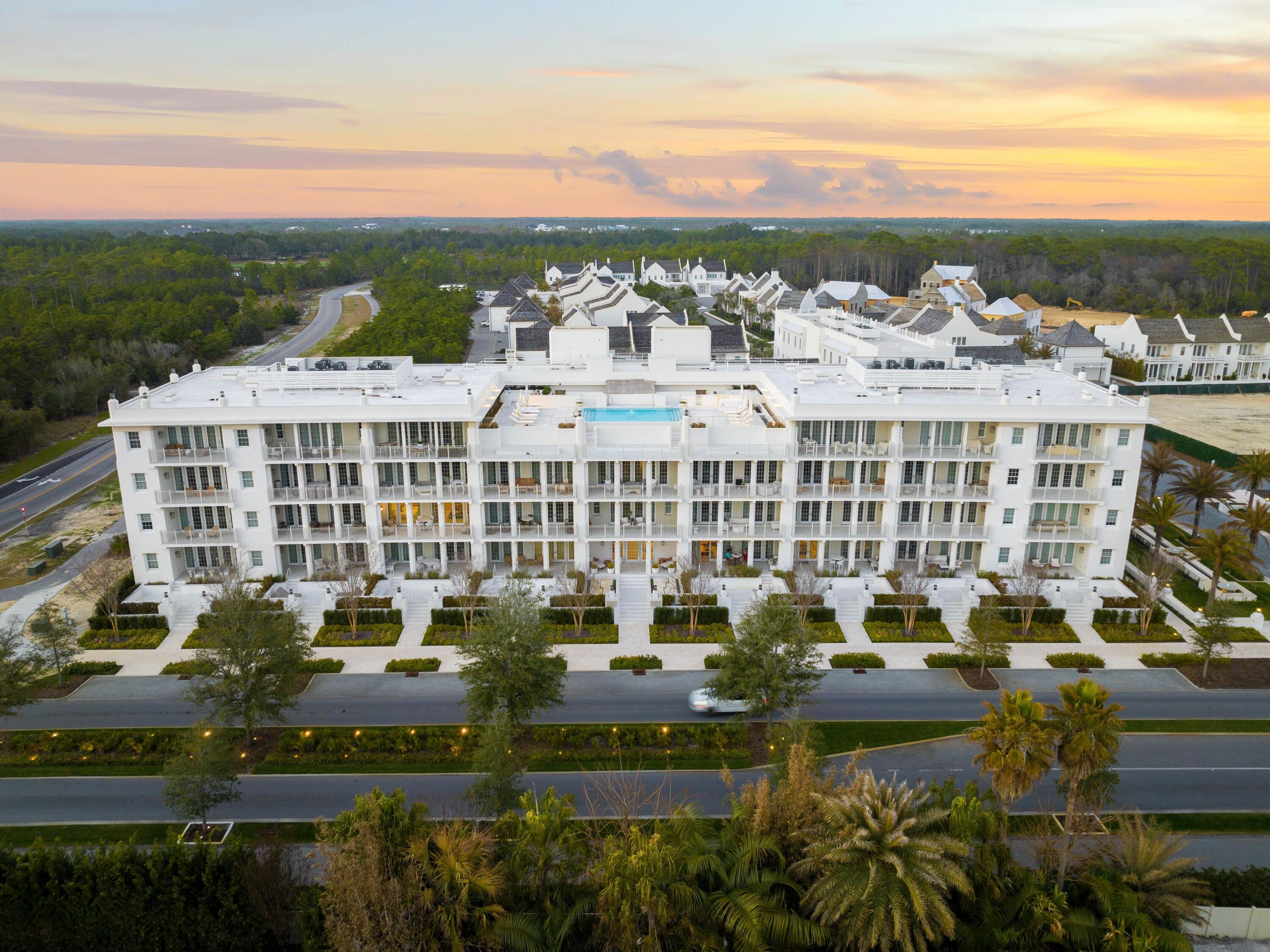 45 W Solaire Way 206