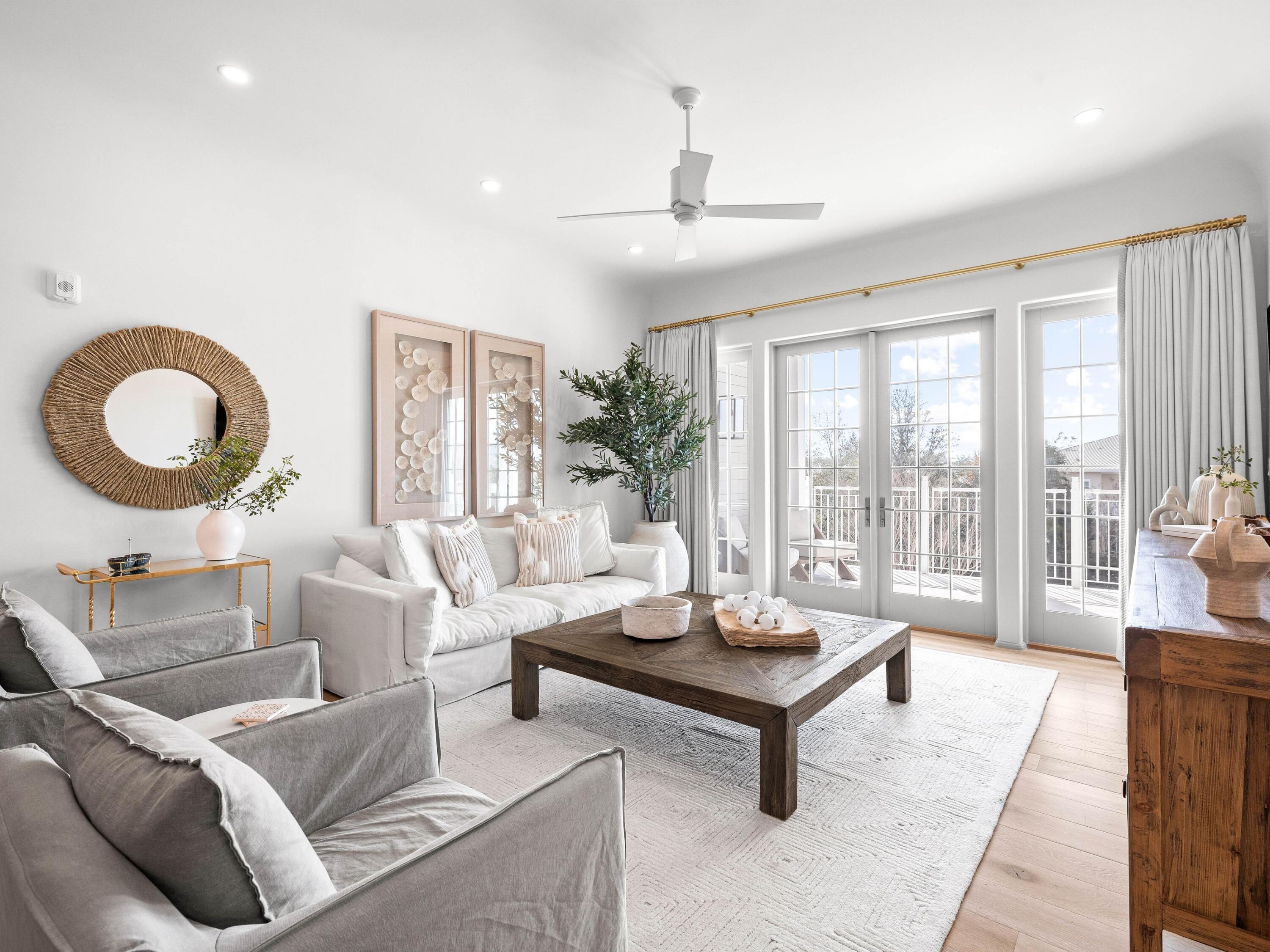 45 W Solaire Way 206