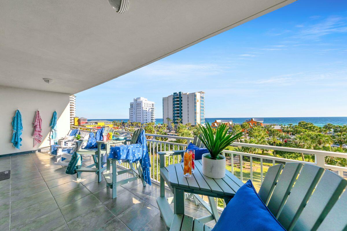 1751 Scenic Highway 98 407