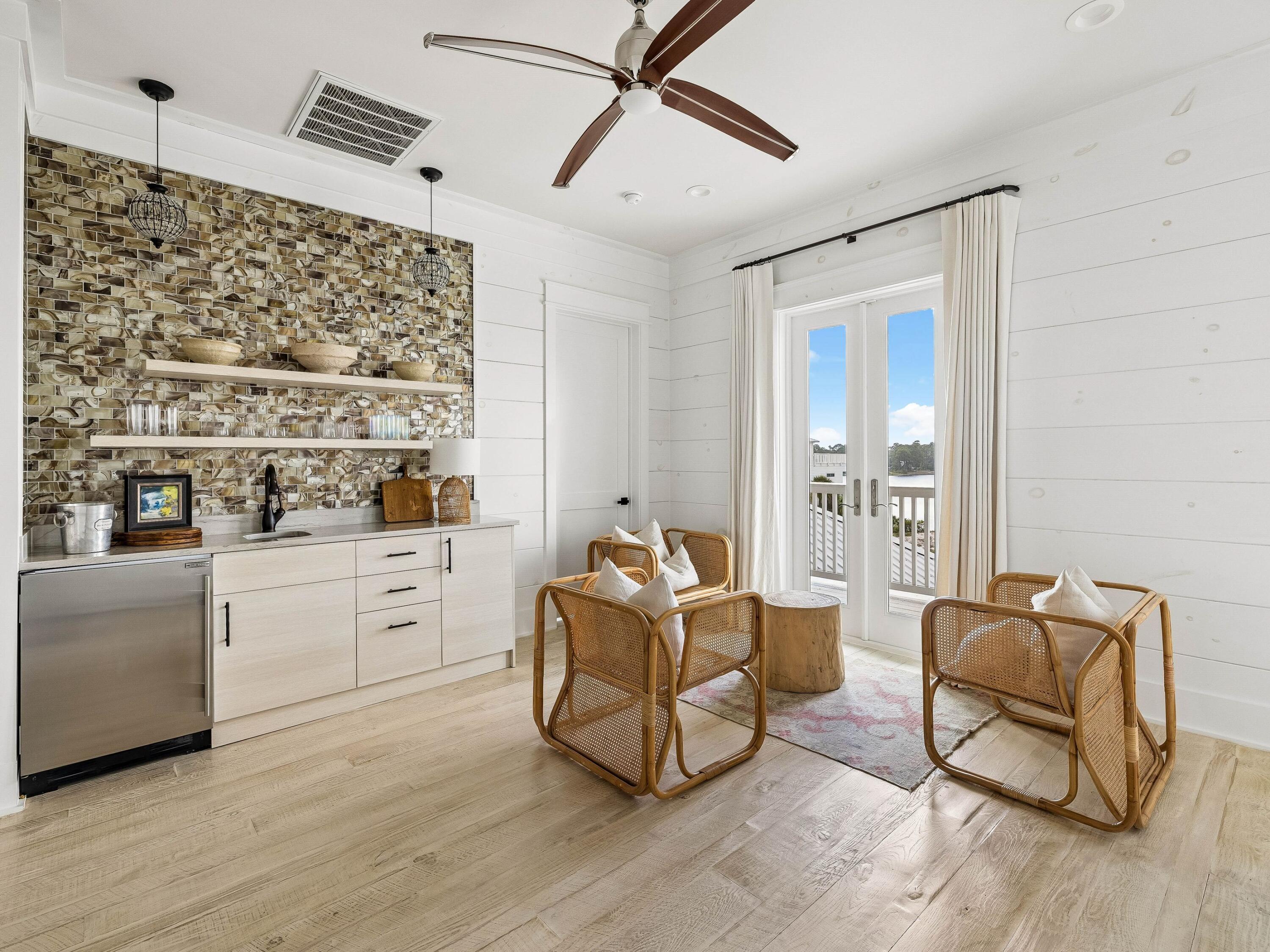 35 San Roy Road