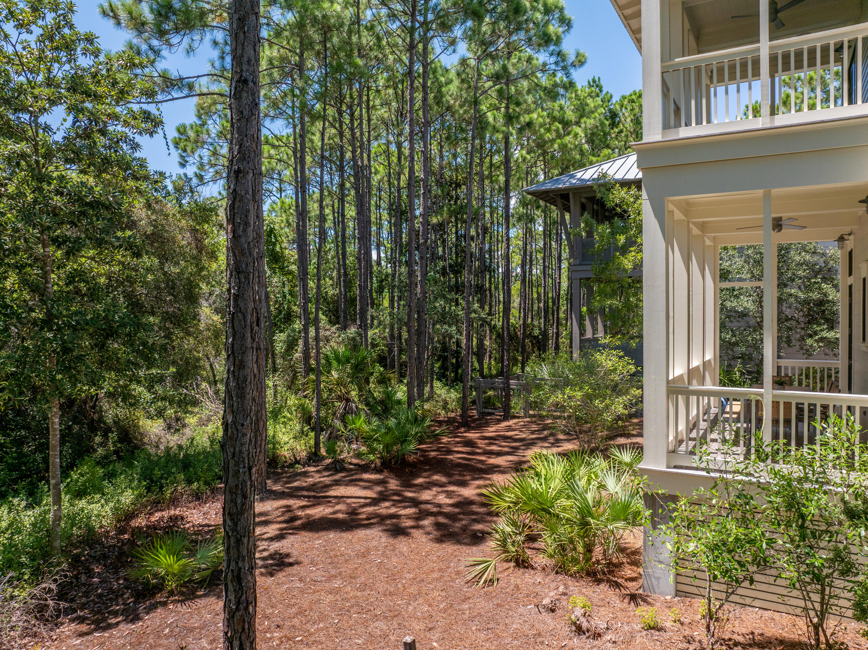 445 W Lake Forest Drive