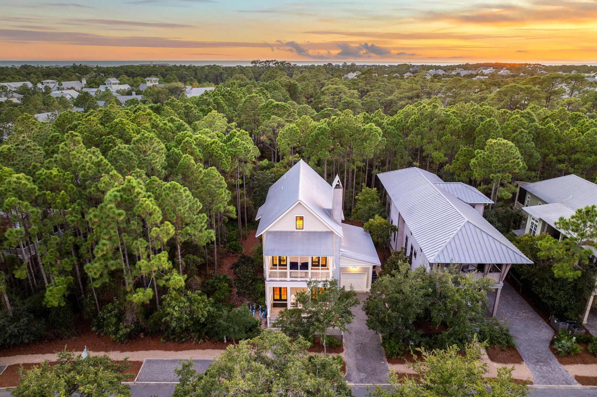 445 W Lake Forest Drive