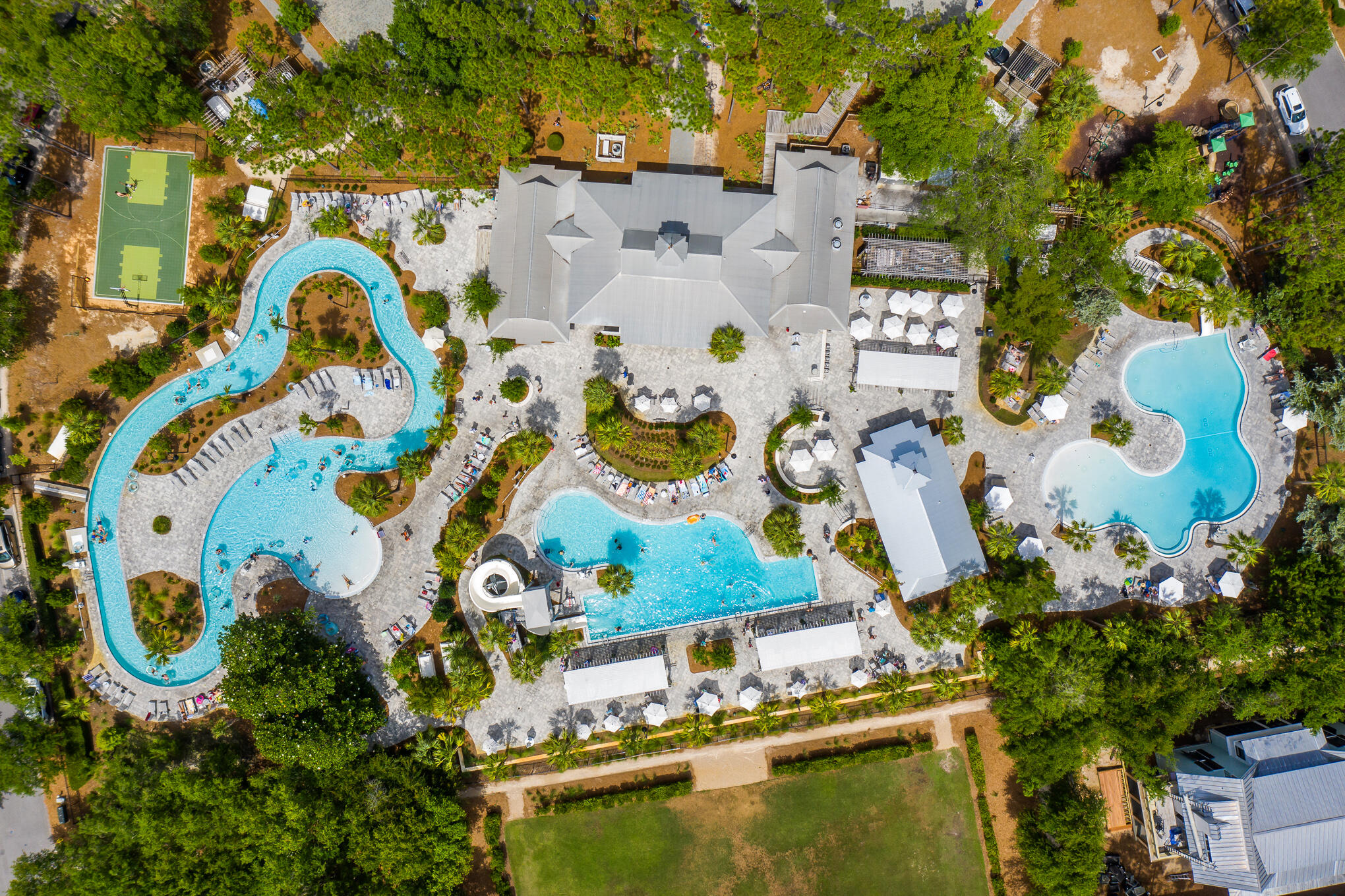 445 W Lake Forest Drive