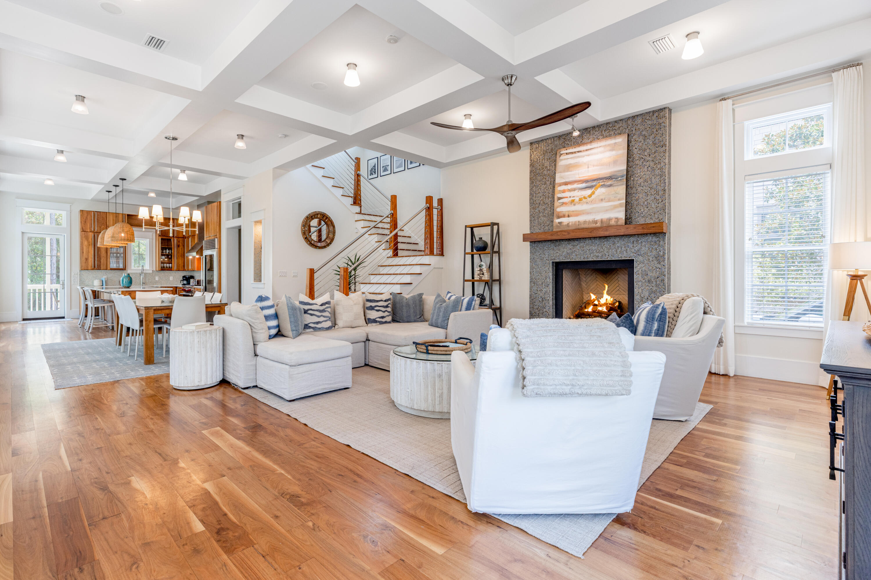 445 W Lake Forest Drive