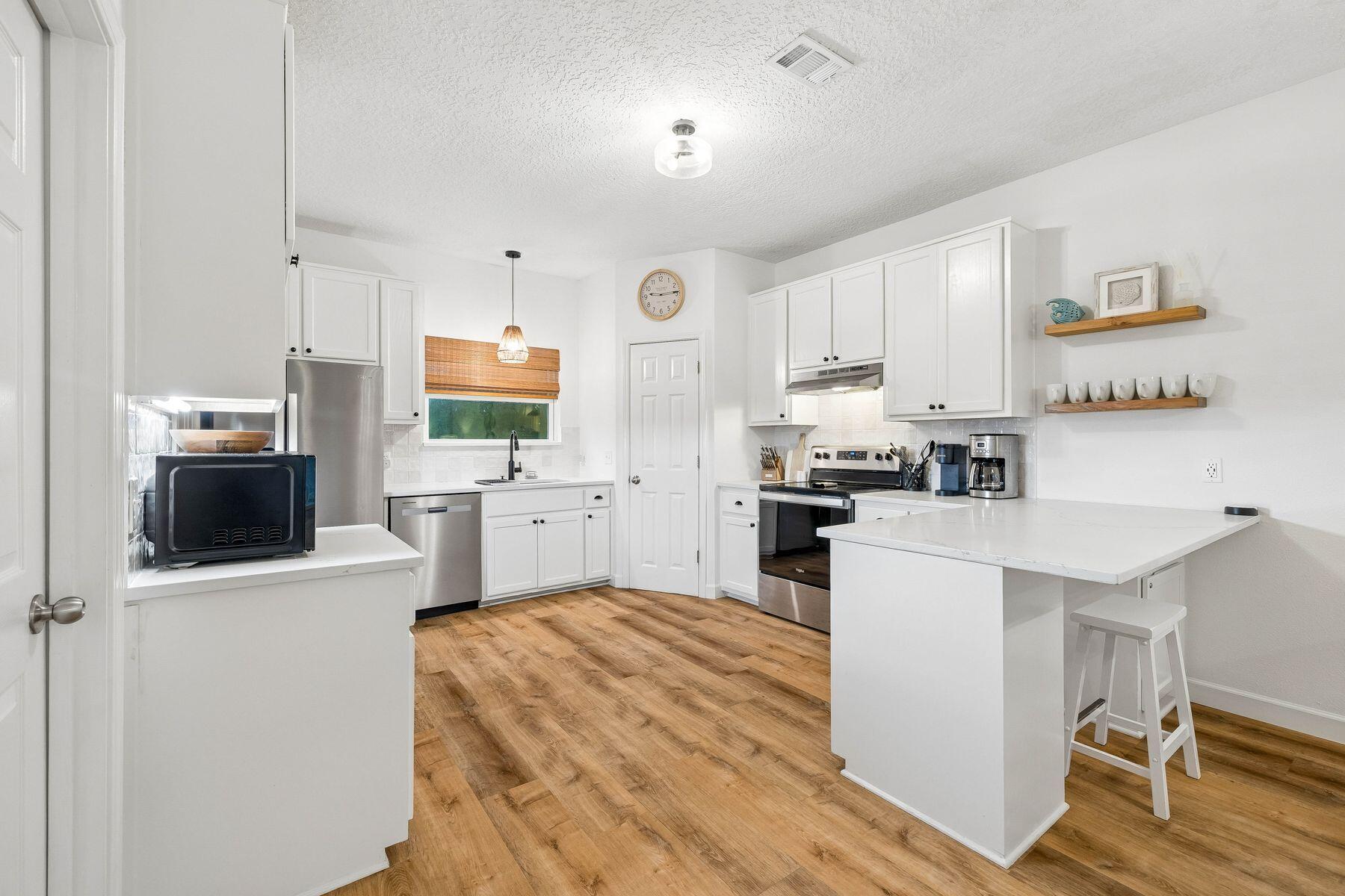 19 Brentwood Lane UNIT 305