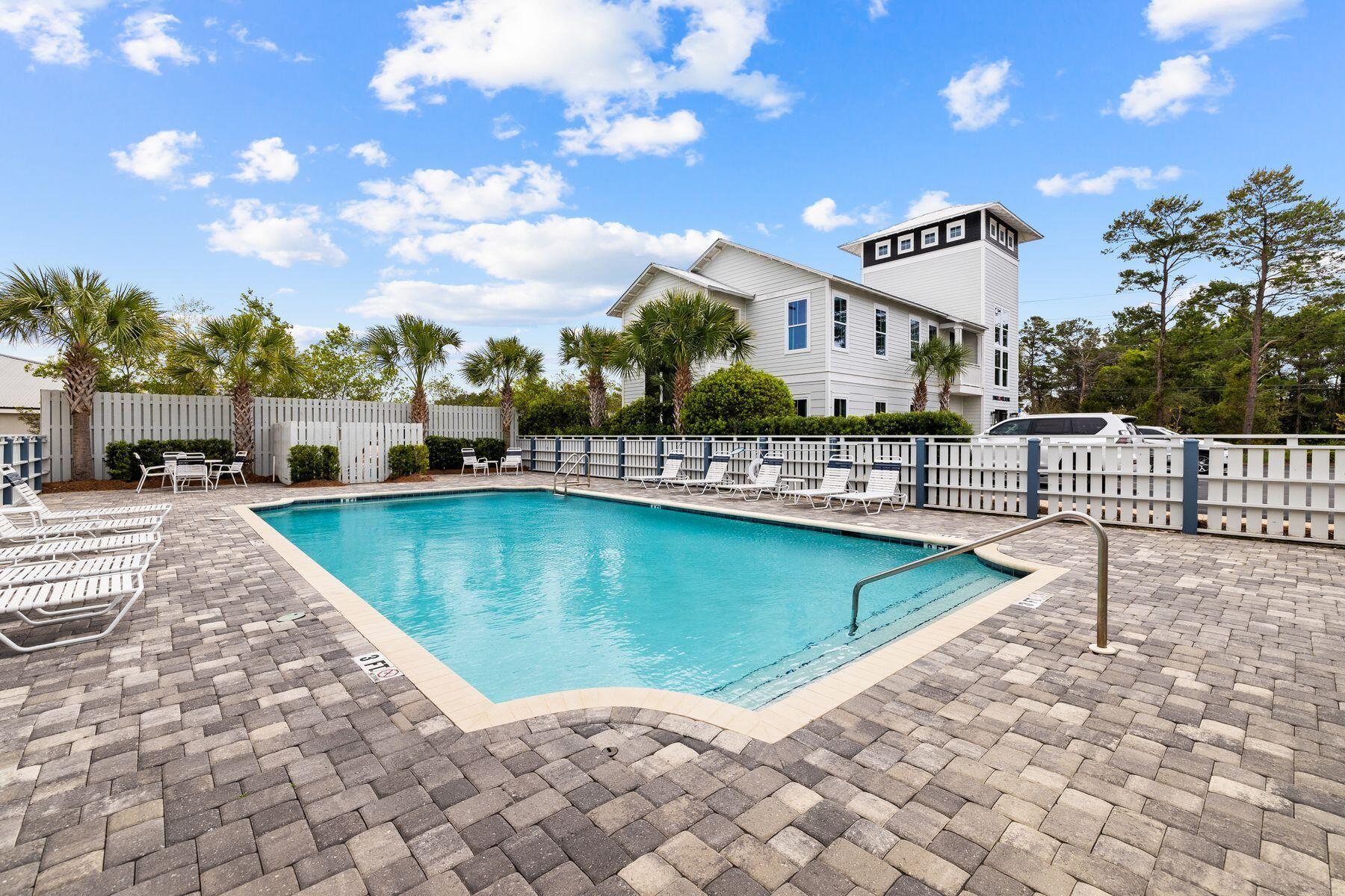 4923 E County Highway 30A UNIT D103