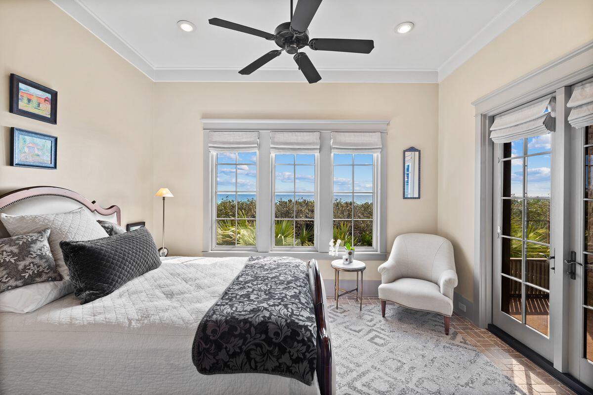 131 W St. Lucia Lane