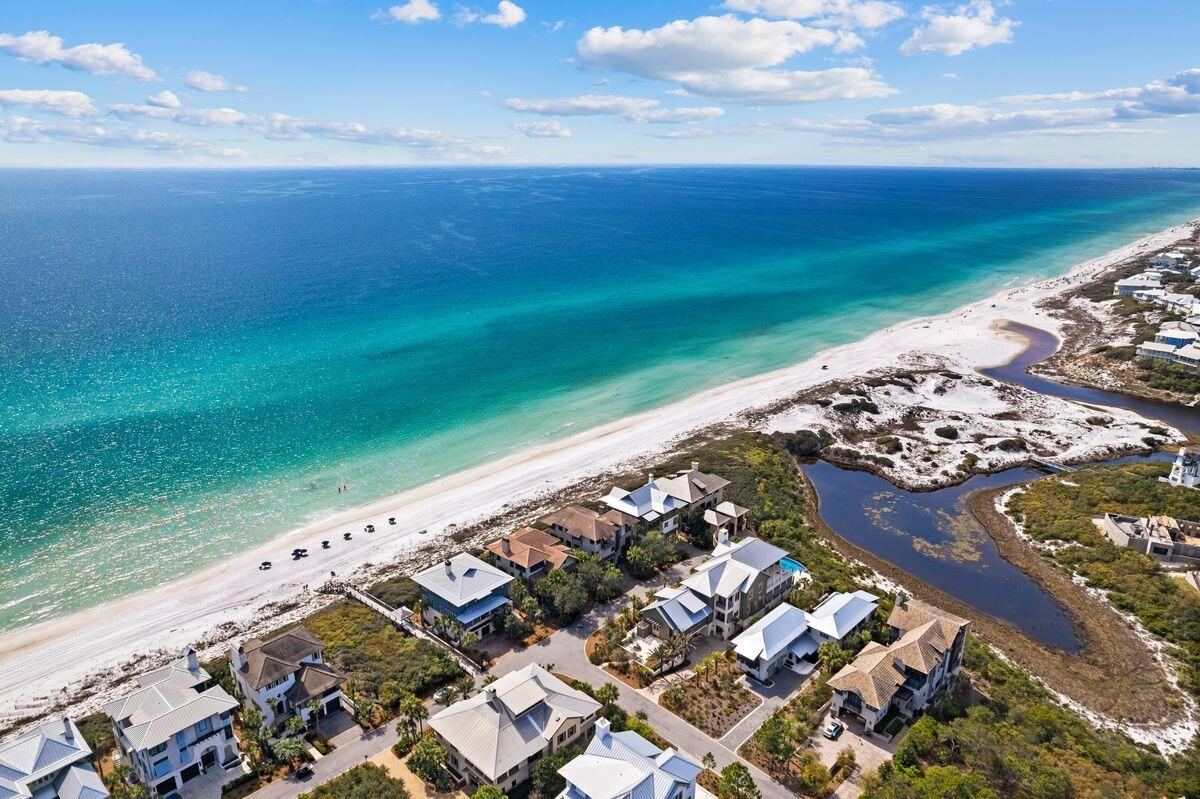 131 W St. Lucia Lane