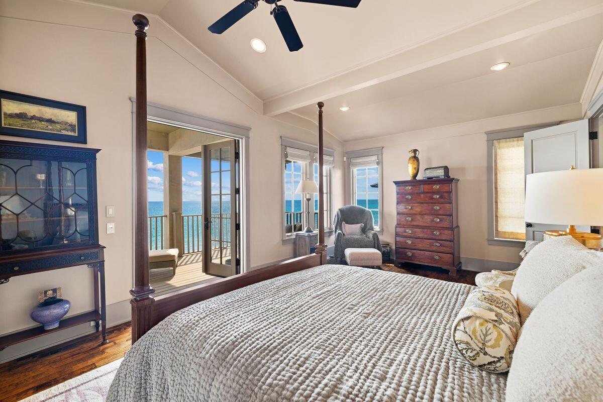 131 W St. Lucia Lane