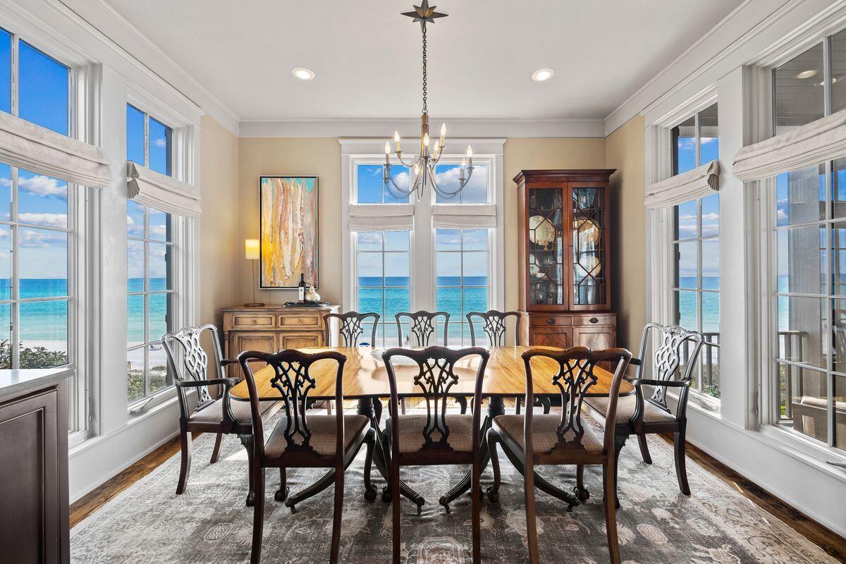 131 W St. Lucia Lane