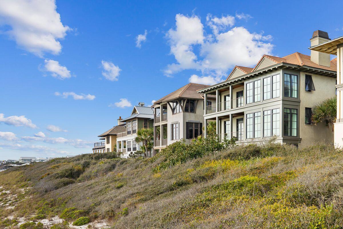 131 W St. Lucia Lane