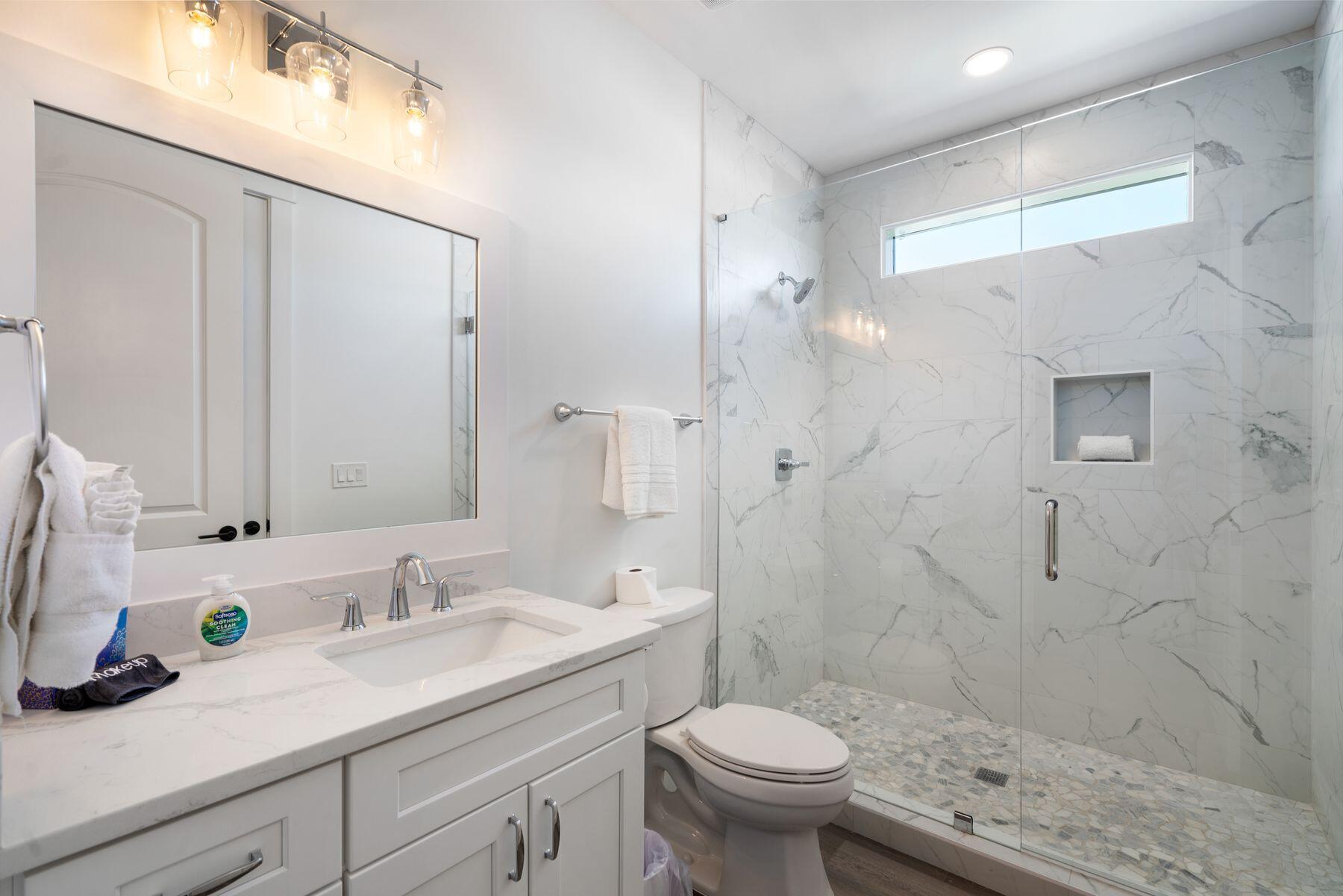 17 Breezeway Boulevard