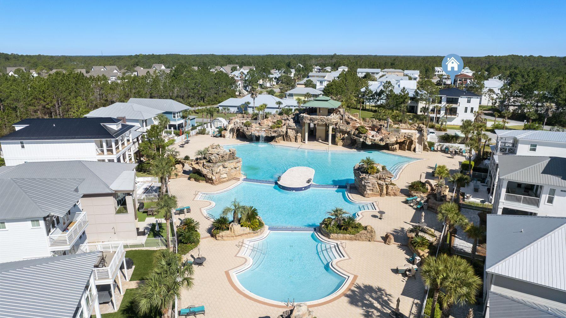 17 Breezeway Boulevard