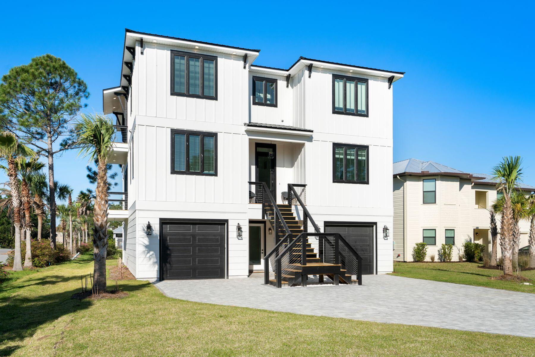 17 Breezeway Boulevard