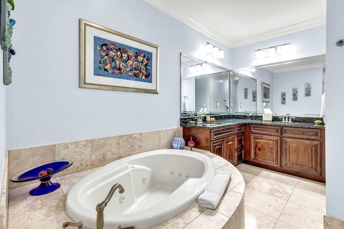 1363 W County Highway 30A, 3113