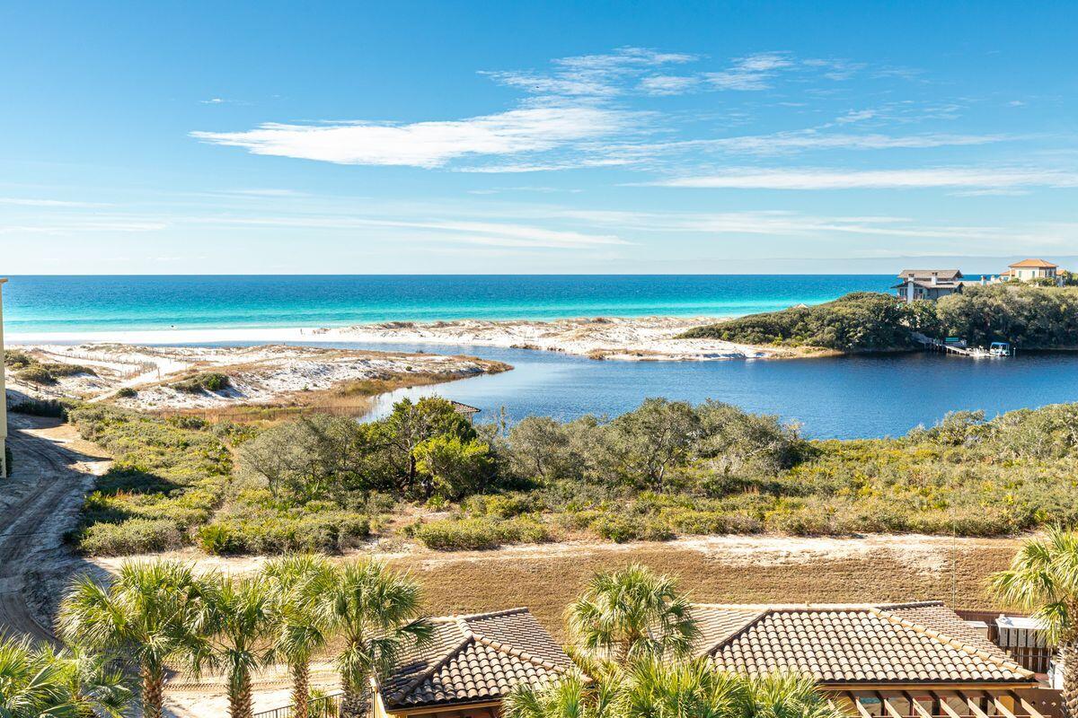 1363 W County Highway 30A, 3113