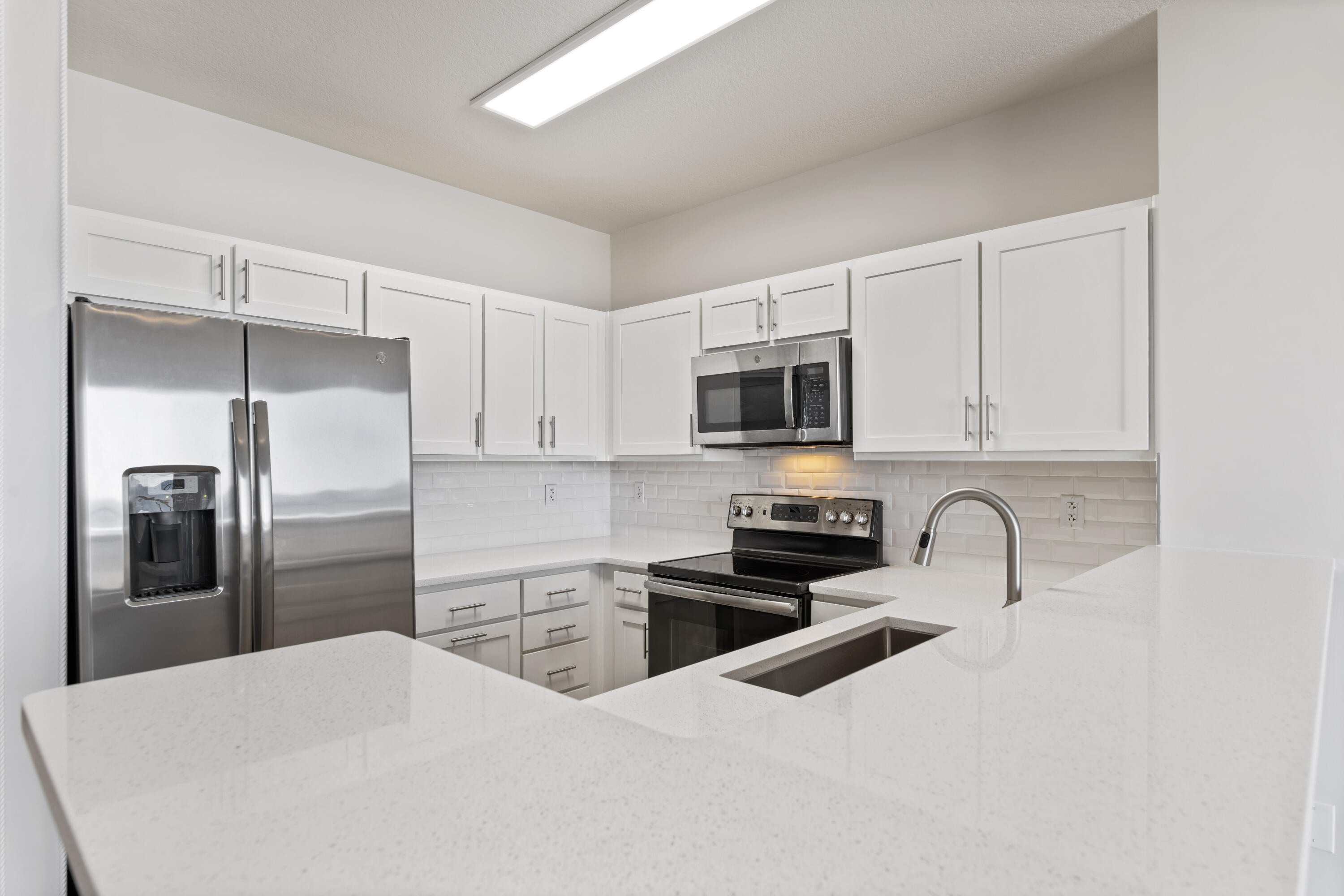 15928 Front Beach Road, 3-2304