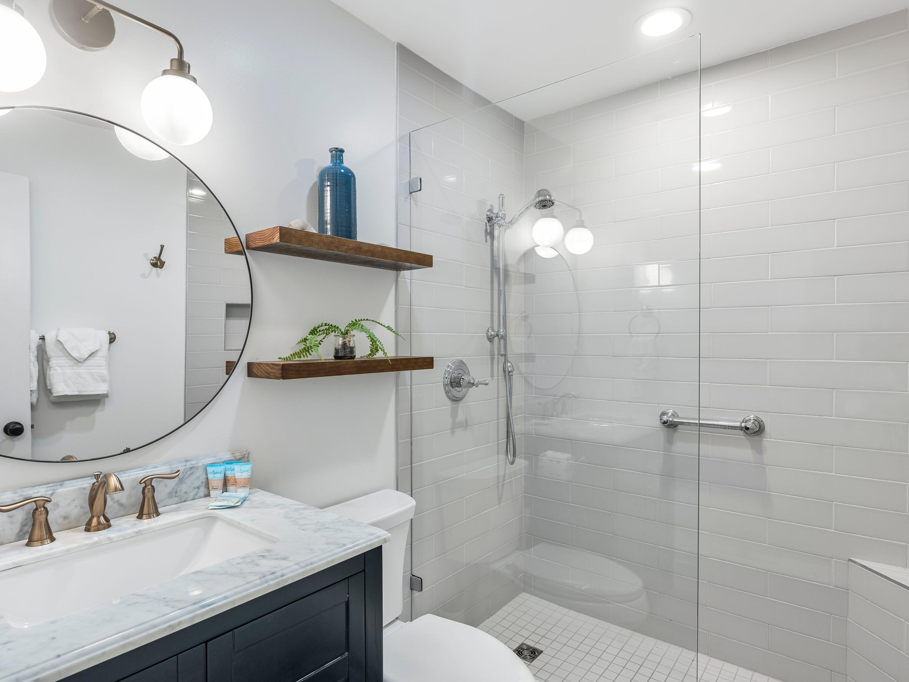 81 S Orange Street, # 103