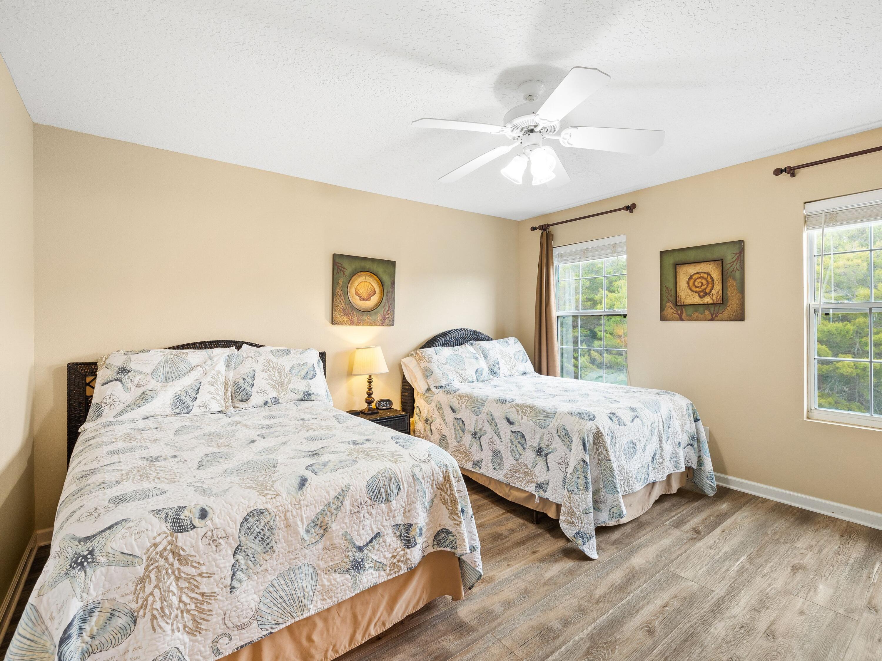 19 Brentwood Lane, UNIT 305