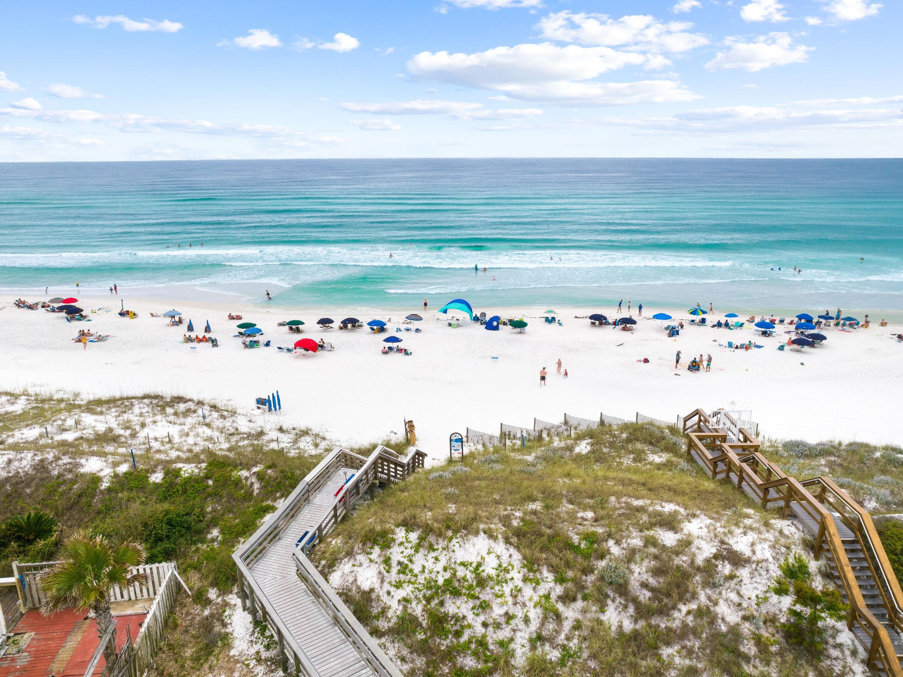 19 Brentwood Lane, UNIT 305