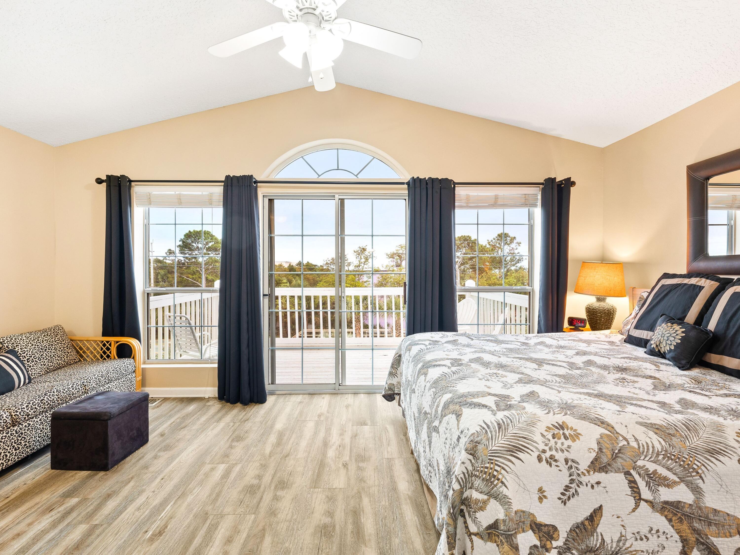 19 Brentwood Lane, UNIT 305