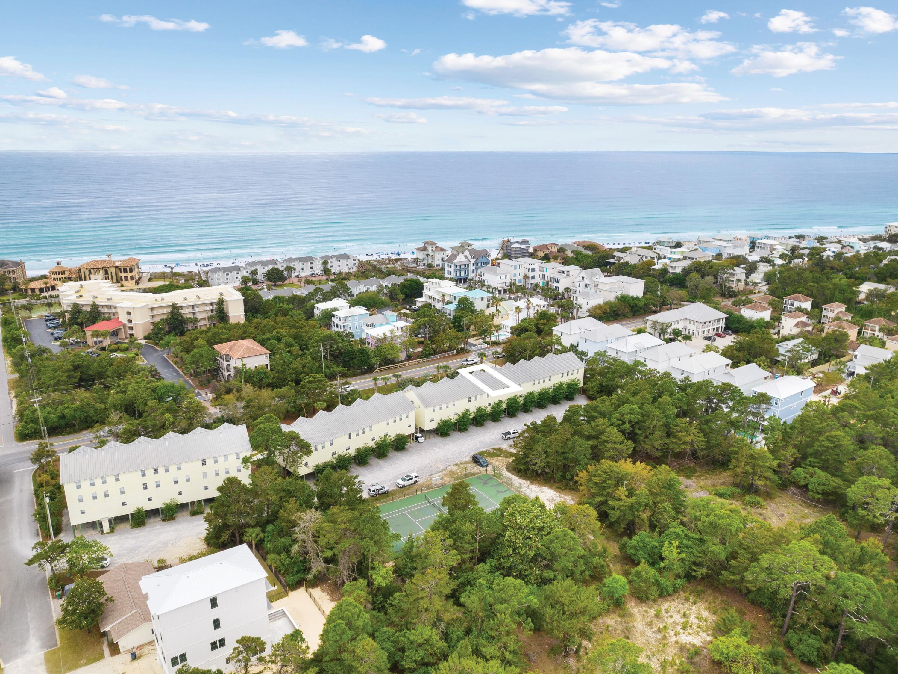 19 Brentwood Lane, UNIT 305