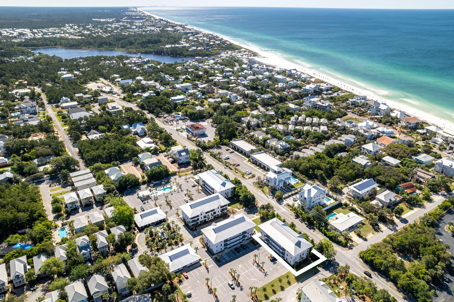 4000 W County Hwy 30A, 322