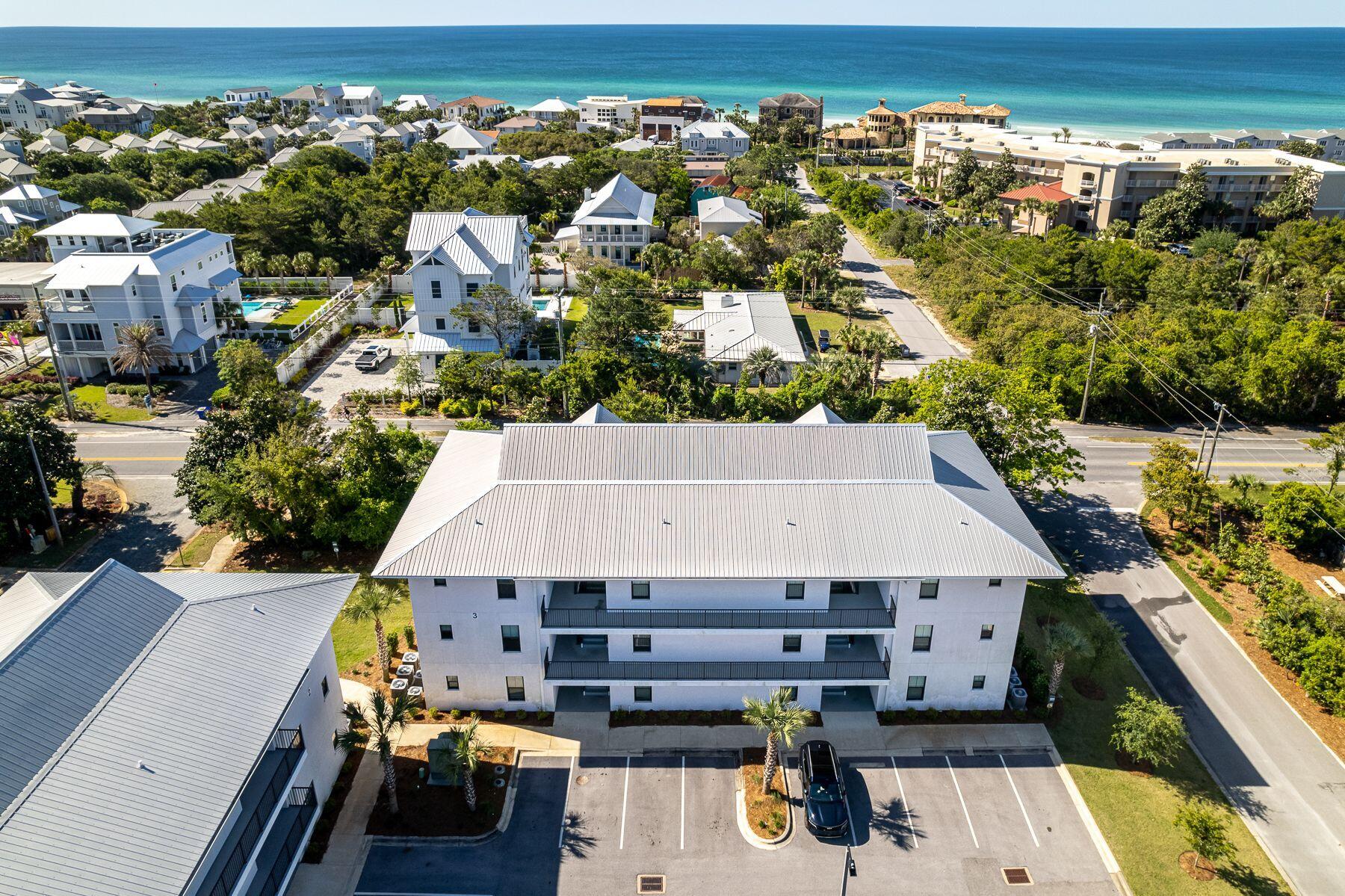 4000 W County Hwy 30A, 322