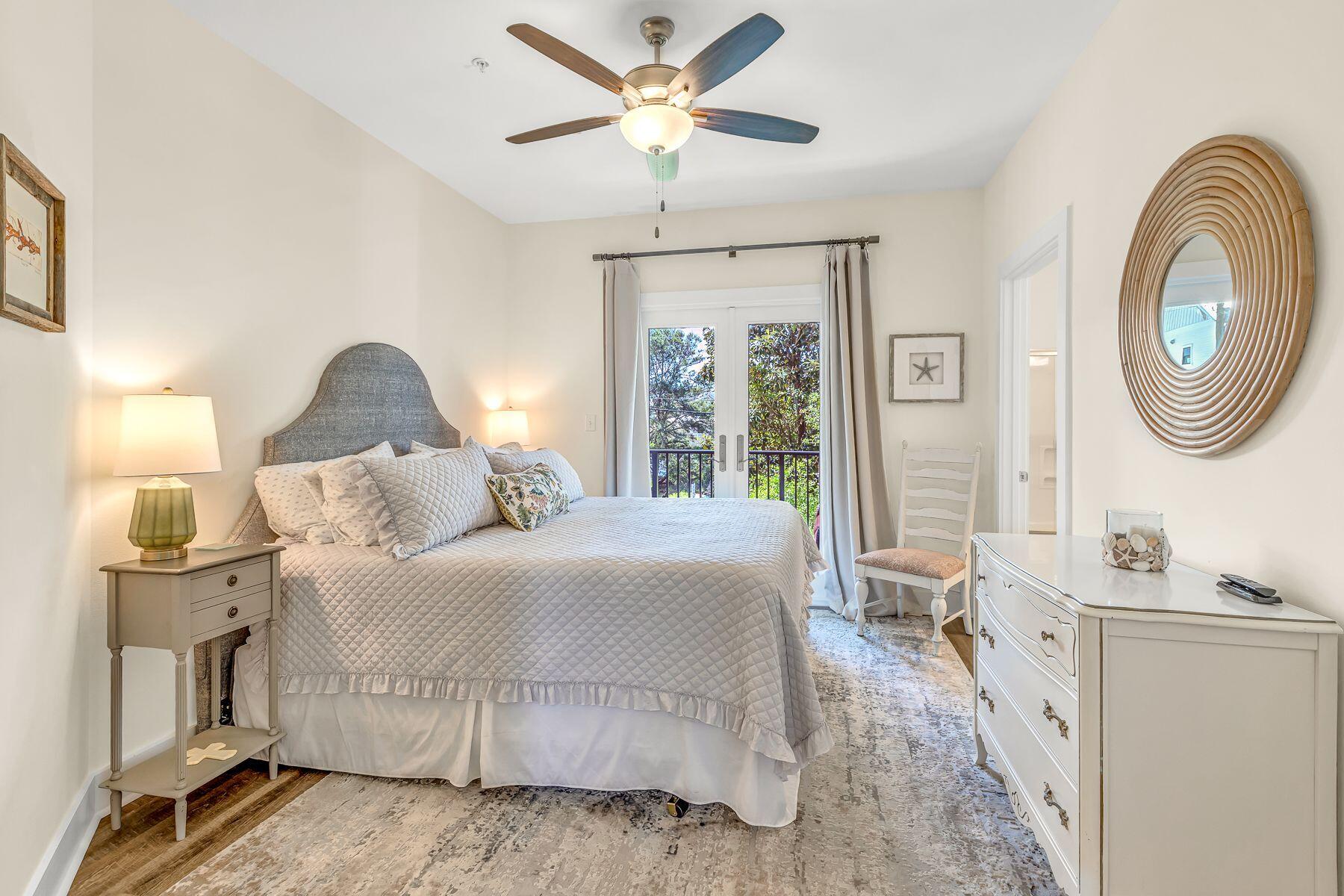 4000 W County Hwy 30A, 322