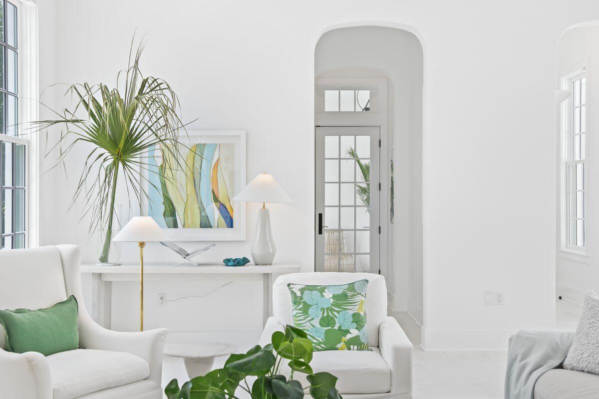 165 N Charles Street