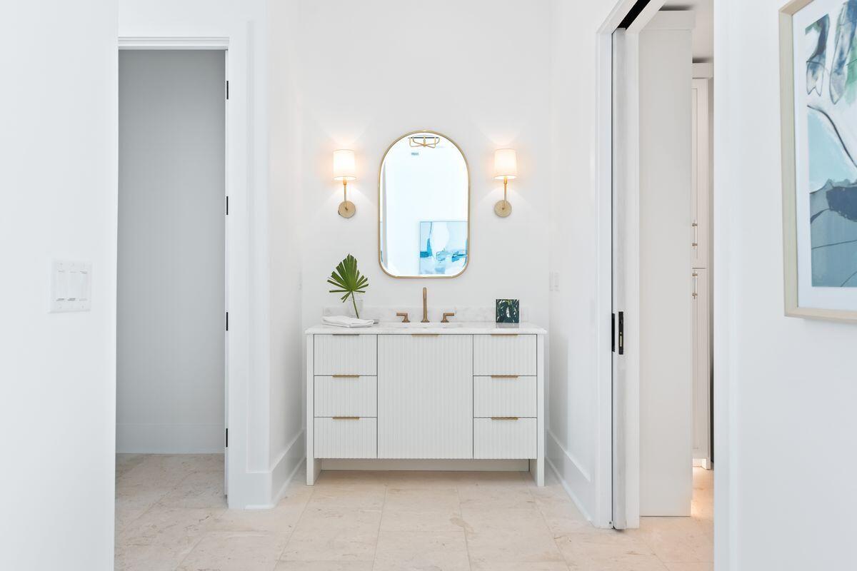 165 N Charles Street