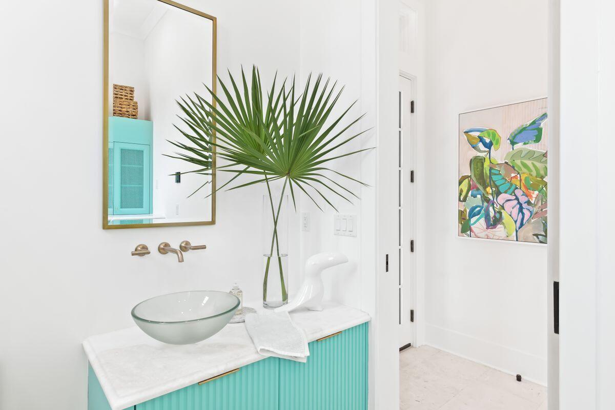 165 N Charles Street