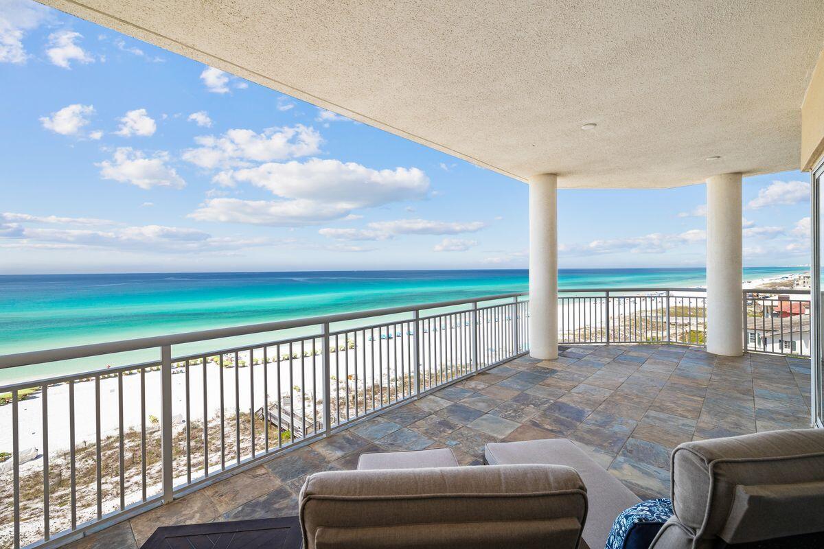 520 Grand Villas Drive, 520