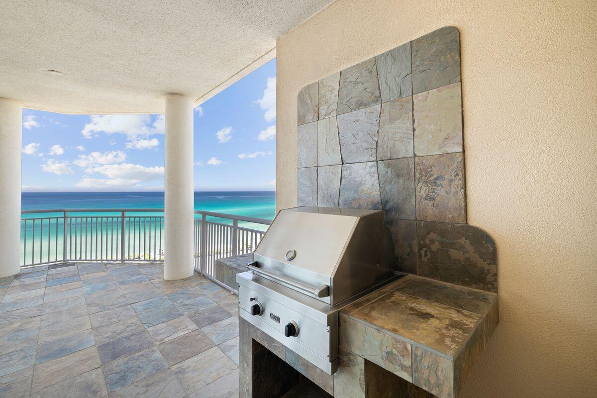 520 Grand Villas Drive, 520