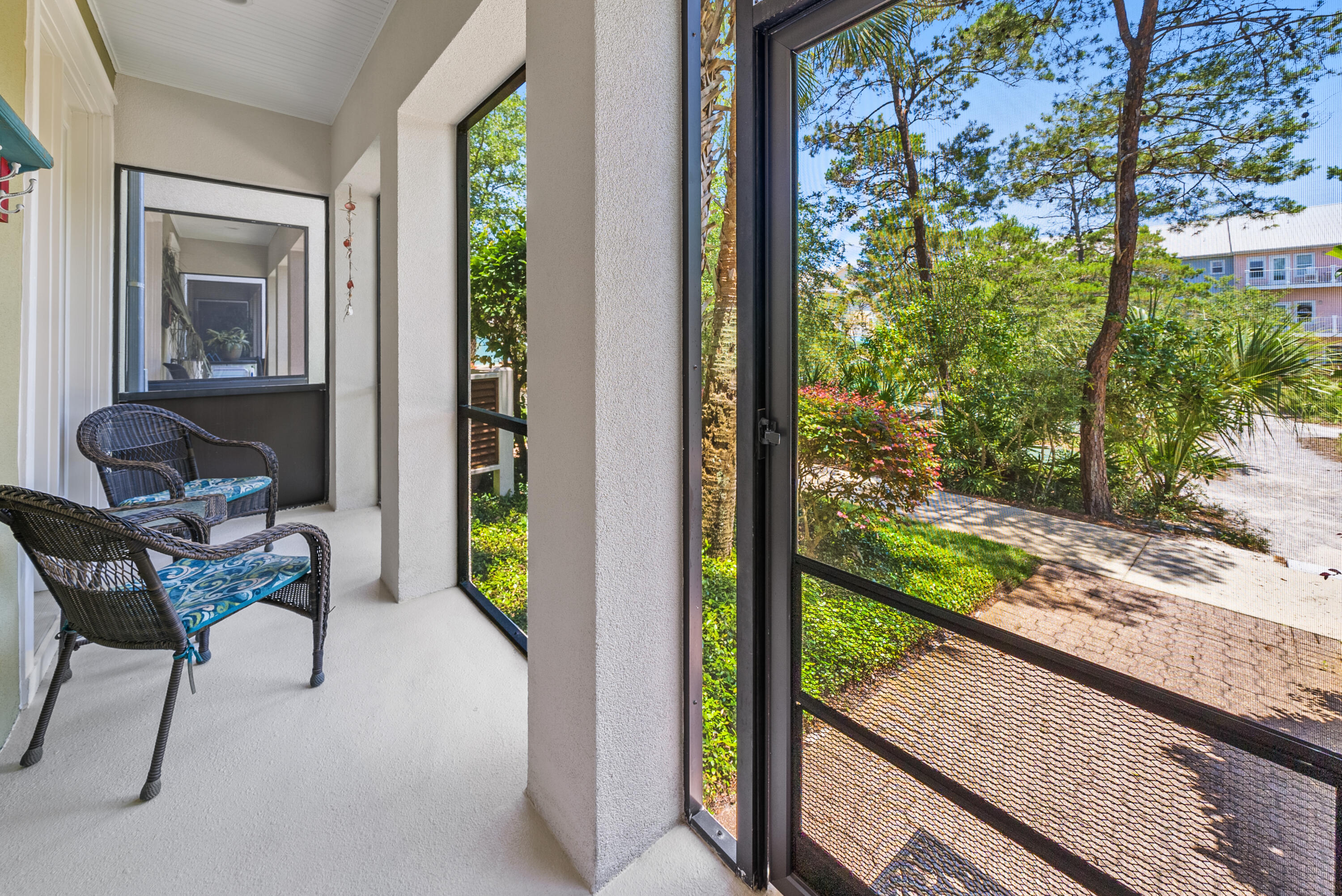 25 W Henry Court, # 5-5