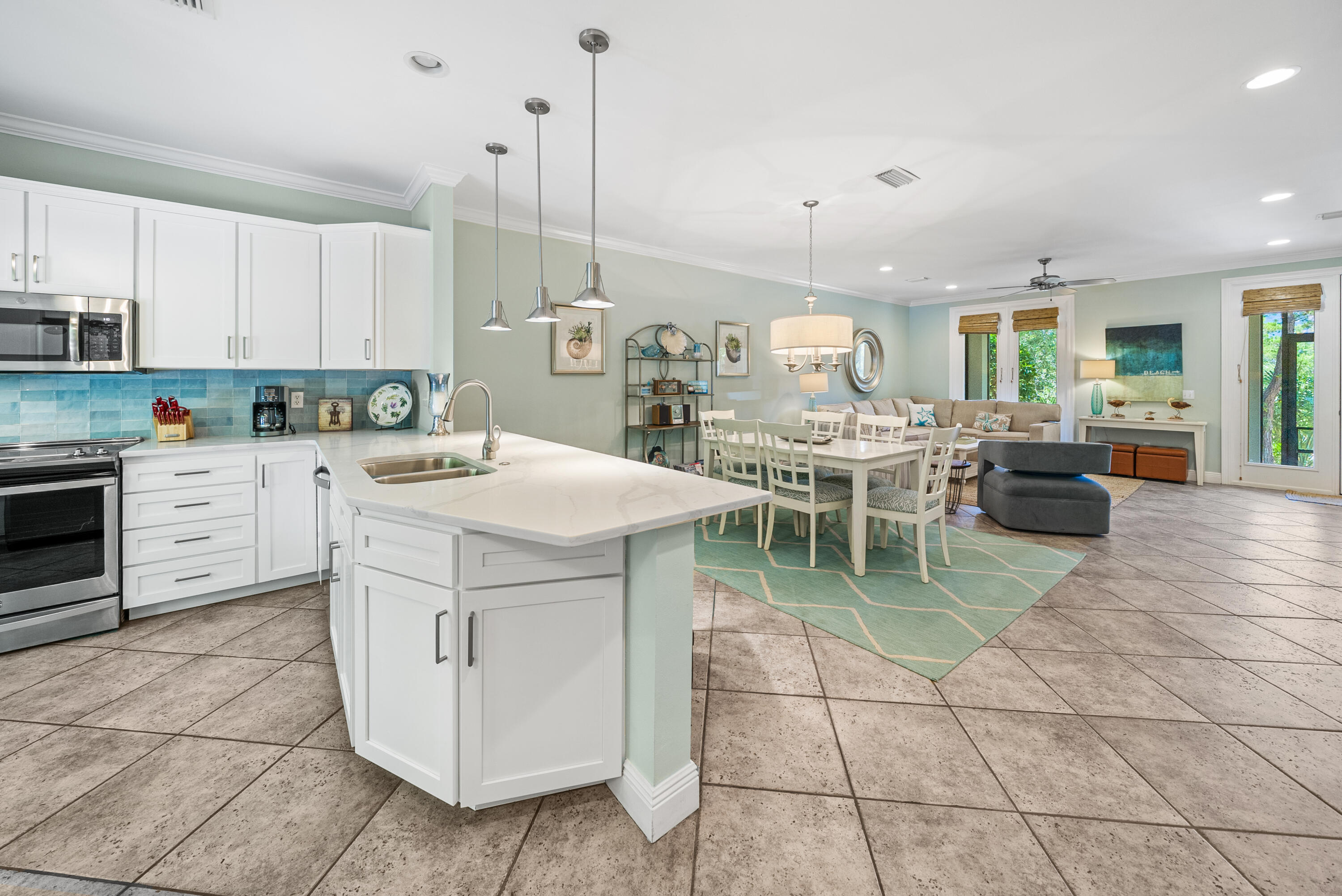 25 W Henry Court, # 5-5