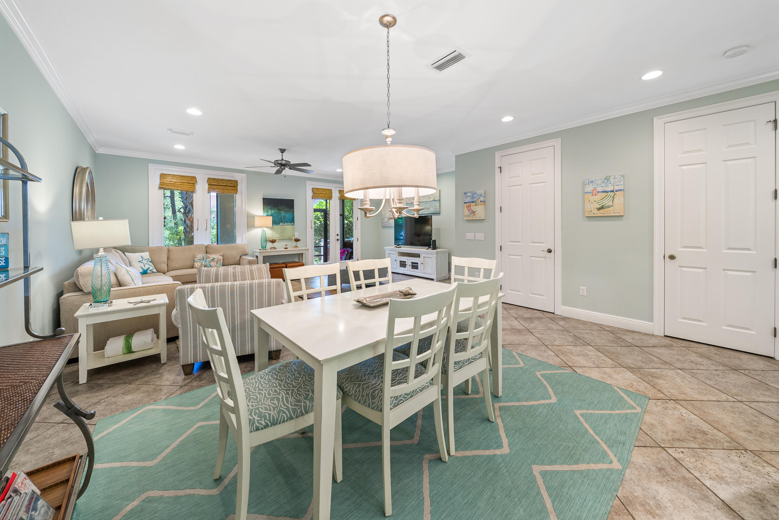 25 W Henry Court, # 5-5