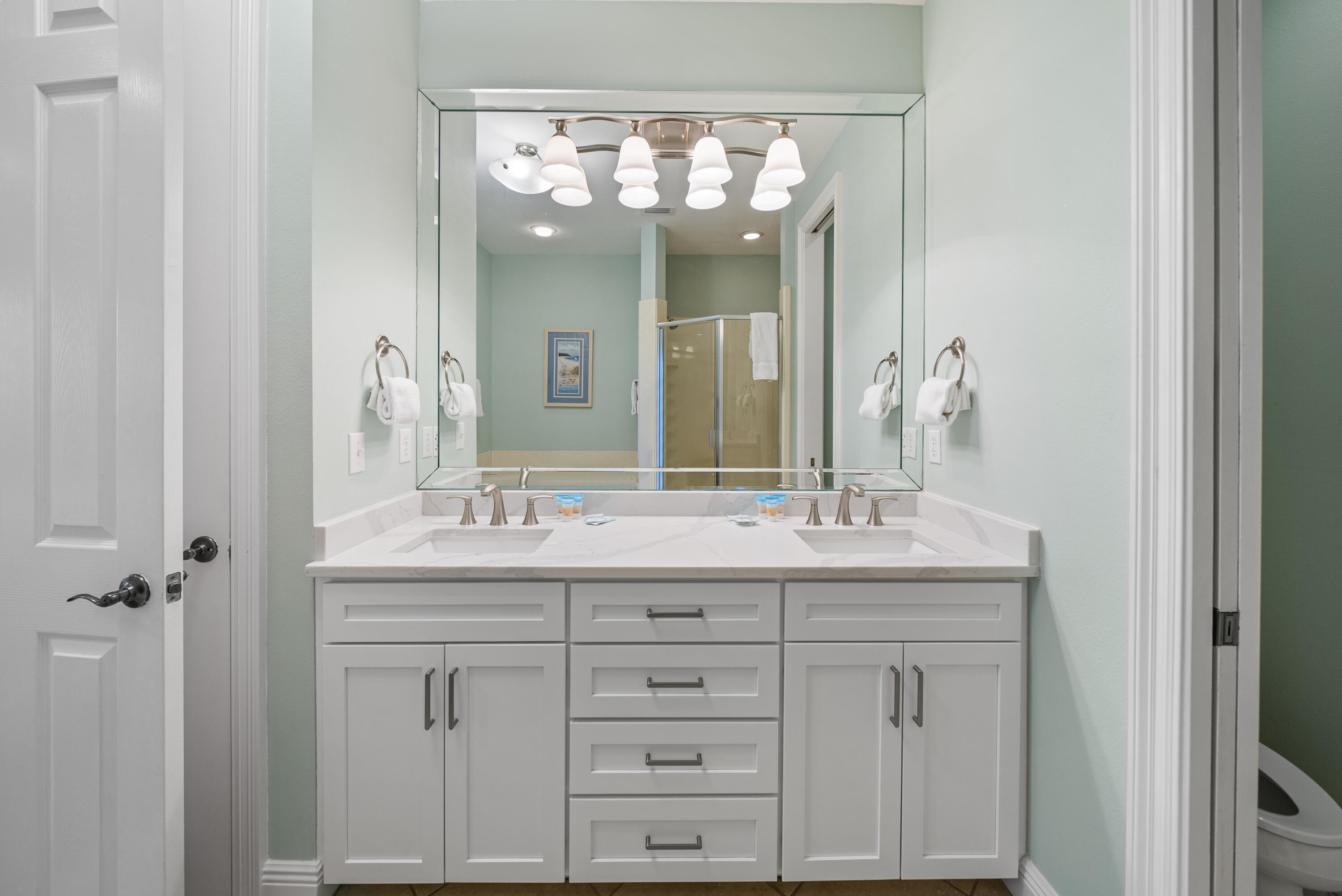 25 W Henry Court, # 5-5