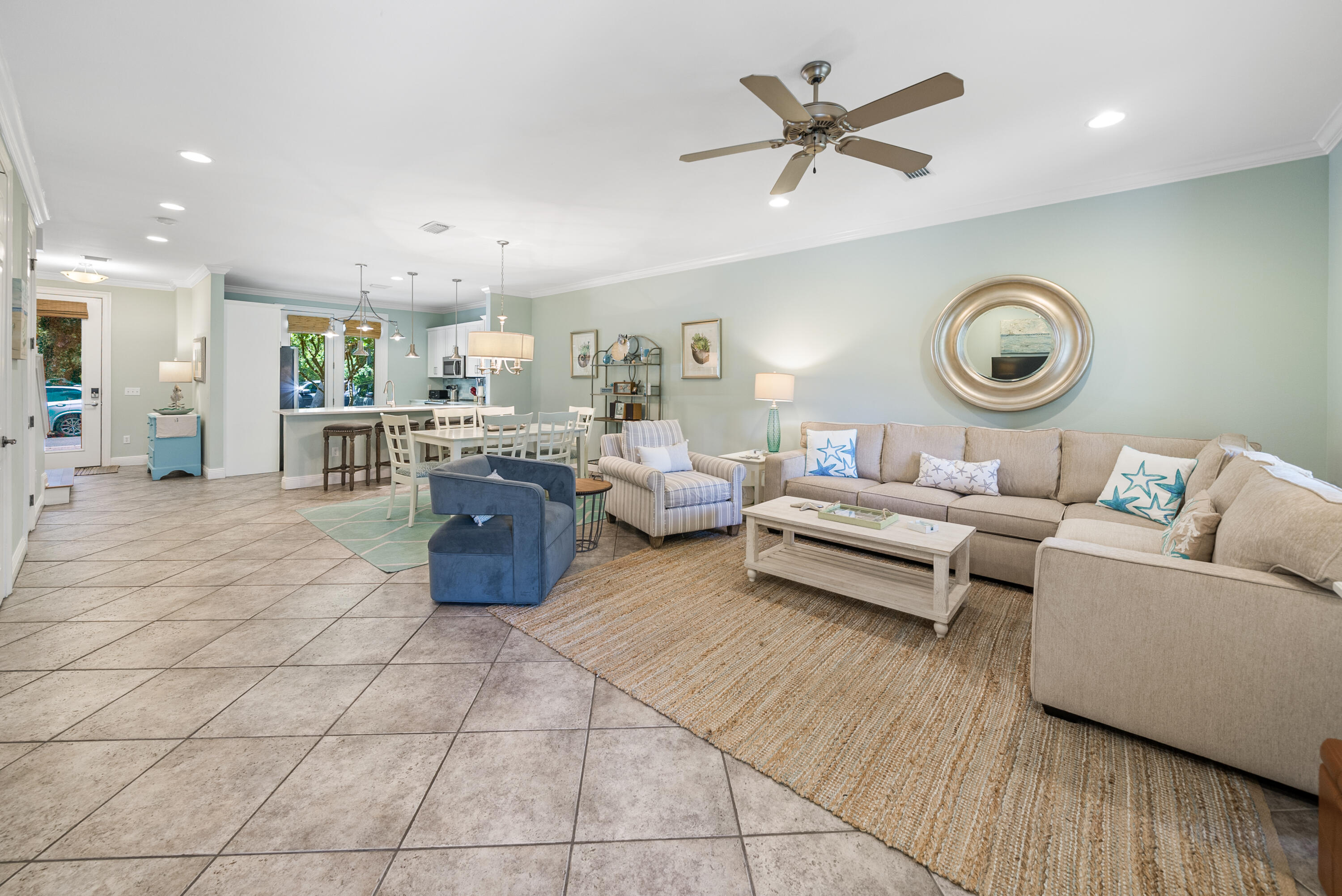 25 W Henry Court, # 5-5