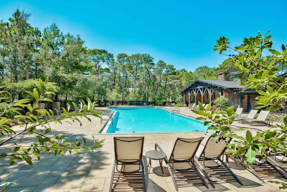 4-5 E Cedar Bend Road, Lot 5 BLK 4