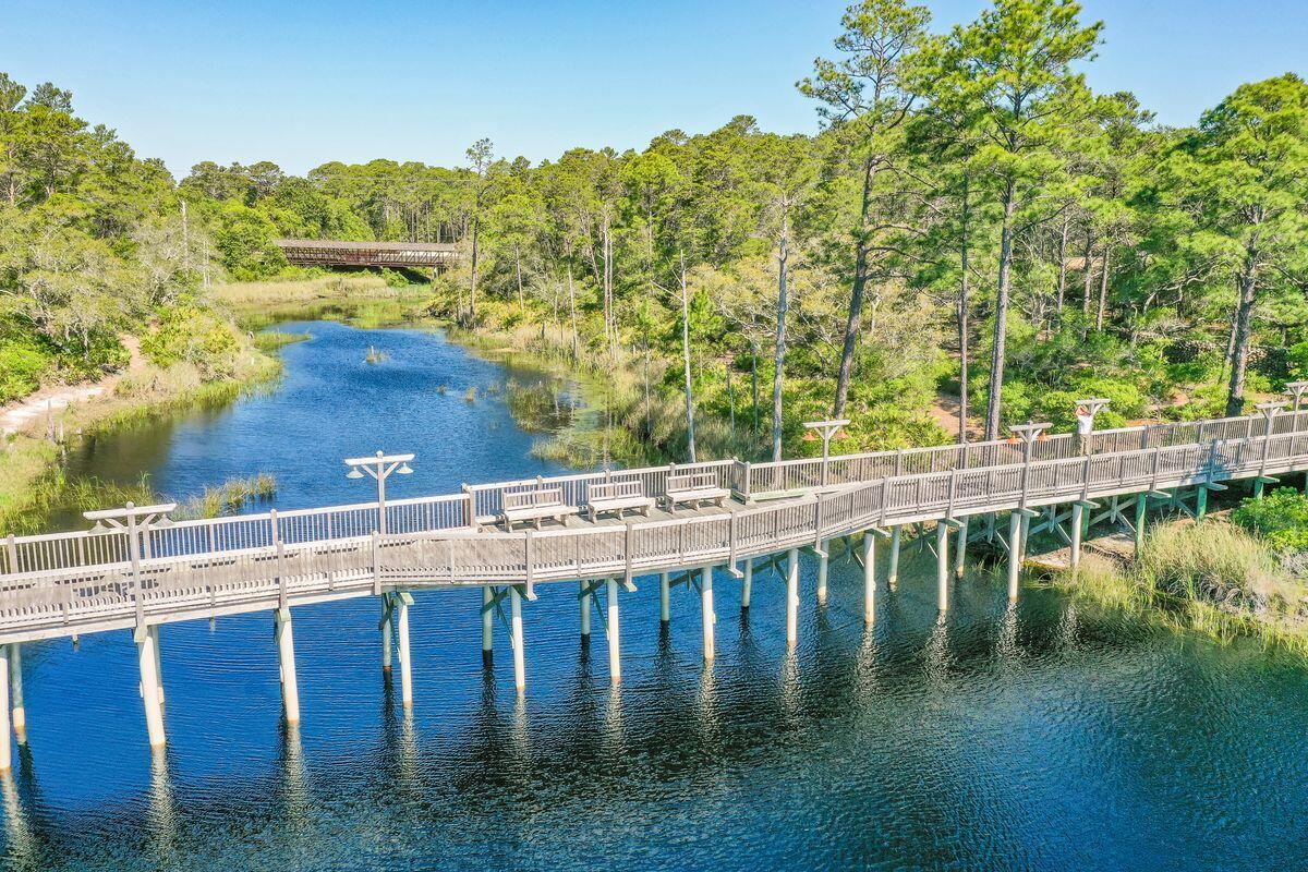 4-5 E Cedar Bend Road, Lot 5 BLK 4