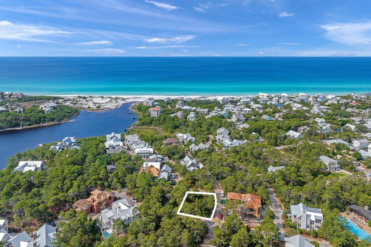 4-5 E Cedar Bend Road, Lot 5 BLK 4