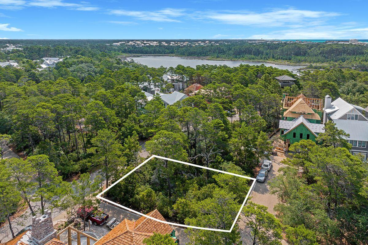 4-5 E Cedar Bend Road, Lot 5 BLK 4