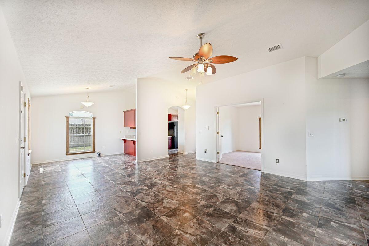 22618 Lakeview Drive