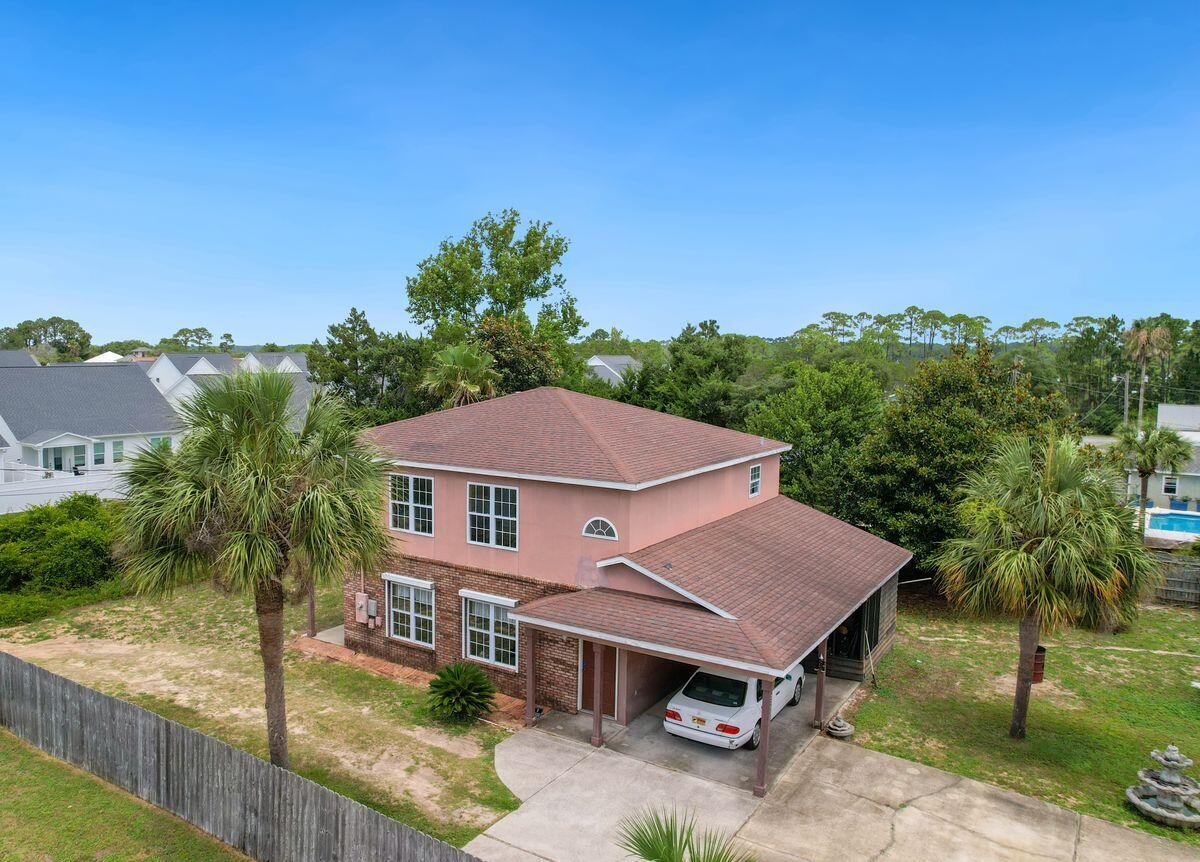 22618 Lakeview Drive