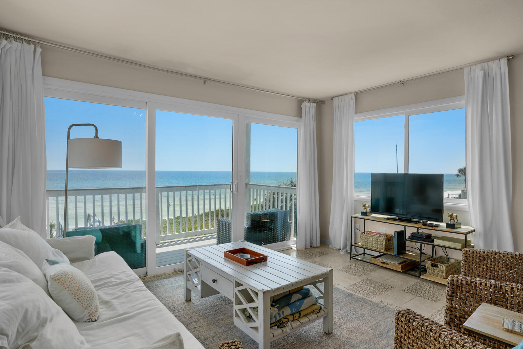 7998 E Co Hwy 30A, 5